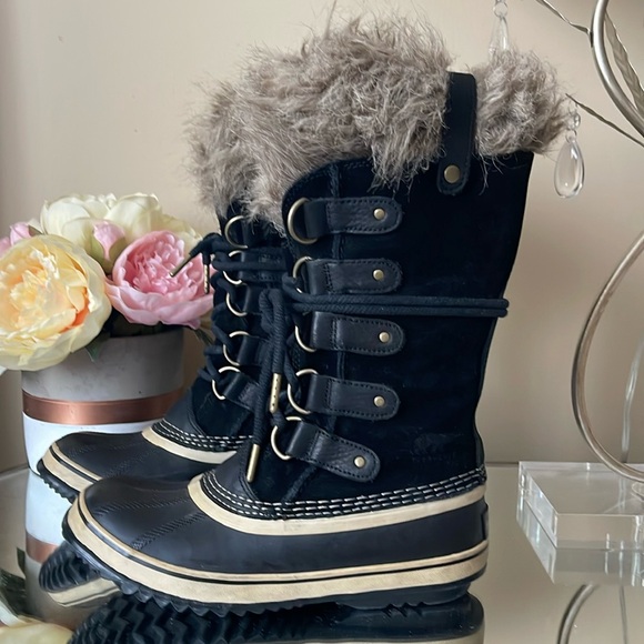 SOREL Black JOAN OF ARTIC Boots